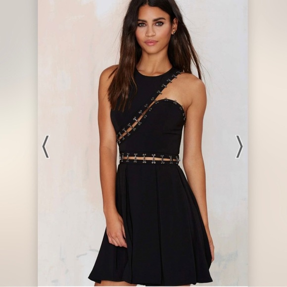 StyleStalker The Way Skater Dress - Picture 1 of 16